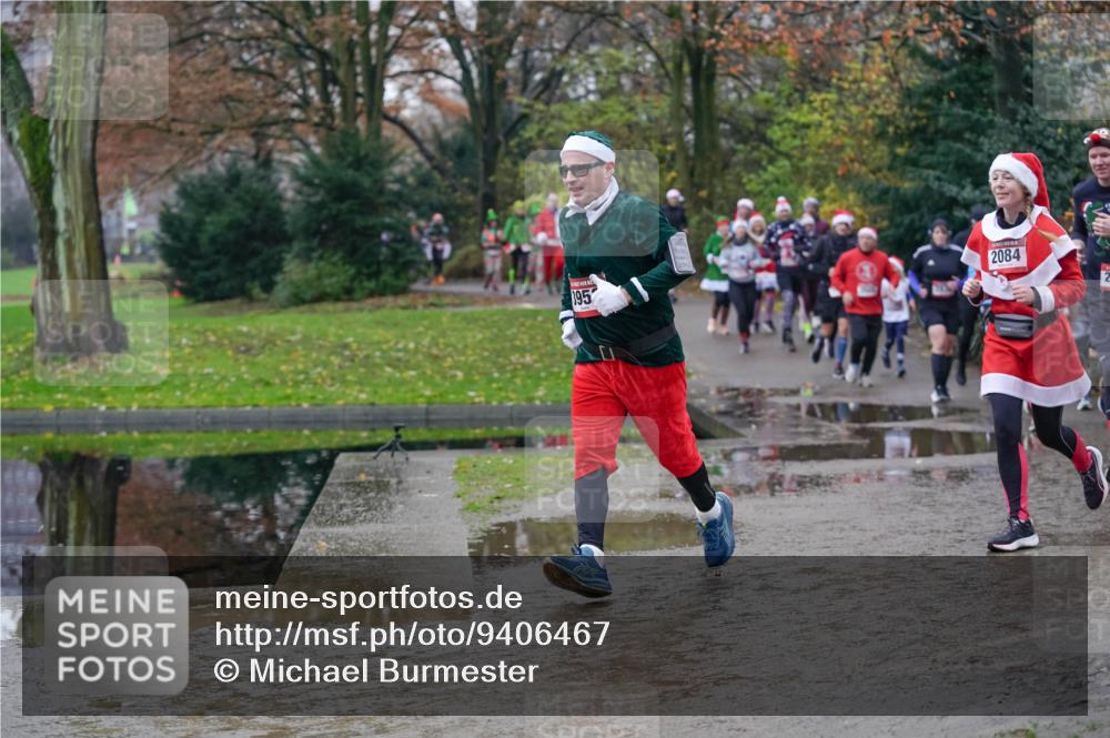 07.12.2025 - St. Pauli X-Mass-Run No. 15 Michael Burmester http://msf.ph/oto/9406467 07.12.2025 11:22:43 Laufen 2084, 395 meine-sportfotos.de