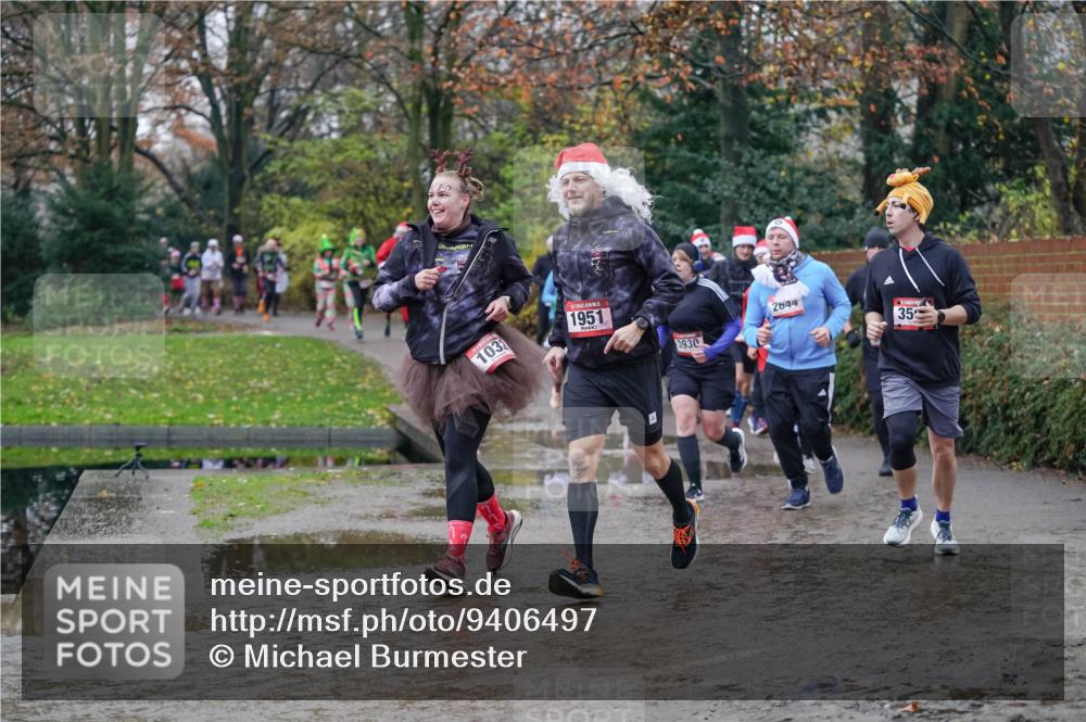 07.12.2025 - St. Pauli X-Mass-Run No. 15 Michael Burmester http://msf.ph/oto/9406497 07.12.2025 11:22:46 Laufen 103, 1951, 3930, 2644, 355 meine-sportfotos.de