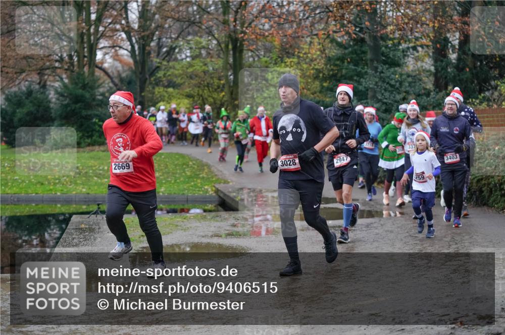 07.12.2025 - St. Pauli X-Mass-Run No. 15 Michael Burmester http://msf.ph/oto/9406515 07.12.2025 11:22:49 Laufen 00, 2669, 3028, 2947, 259, 3403 meine-sportfotos.de