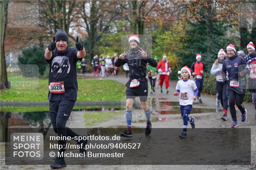 07.12.2025 - St. Pauli X-Mass-Run No. 15 Michael Burmester http://msf.ph/oto/9406527 07.12.2025 11:22:50 Laufen 15, 3028, 00, 2947, 259, 3403 meine-sportfotos.de