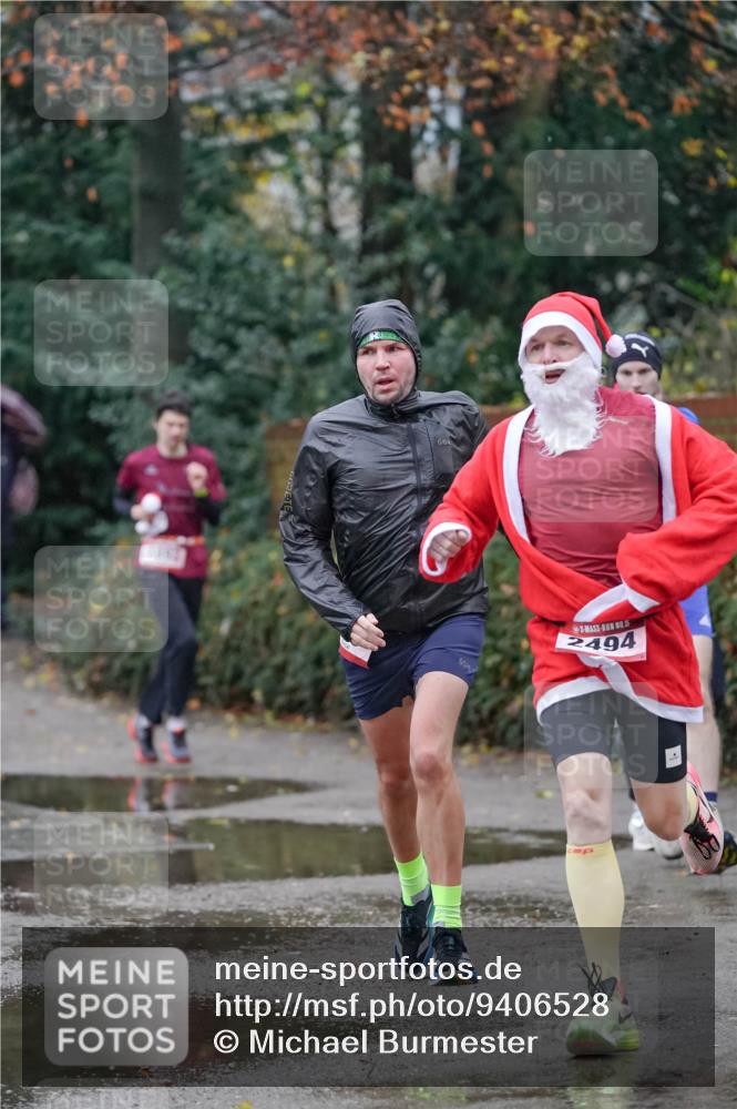 07.12.2025 - St. Pauli X-Mass-Run No. 15 Michael Burmester http://msf.ph/oto/9406528 07.12.2025 09:38:09 Laufen 5, 2494 meine-sportfotos.de