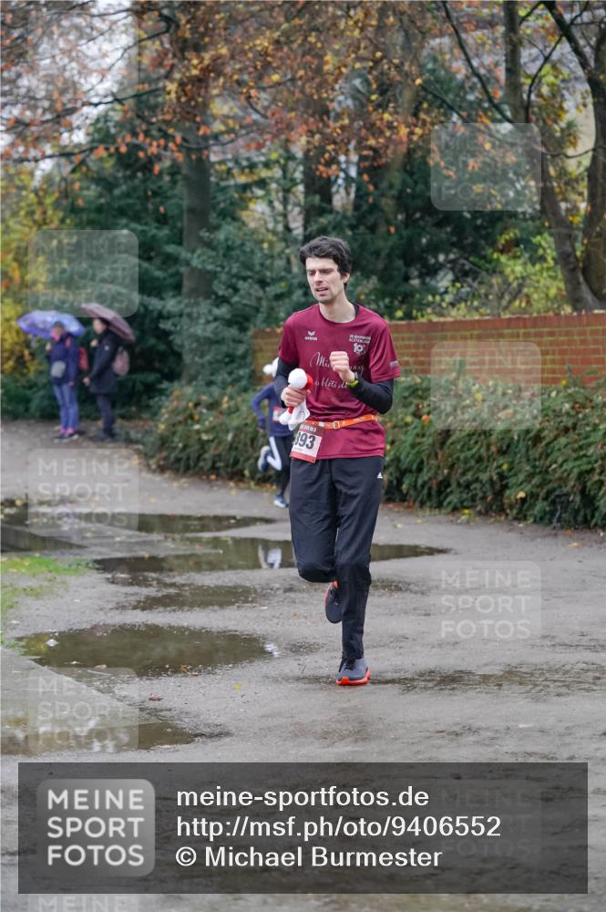 07.12.2025 - St. Pauli X-Mass-Run No. 15 Michael Burmester http://msf.ph/oto/9406552 07.12.2025 09:38:12 Laufen  meine-sportfotos.de