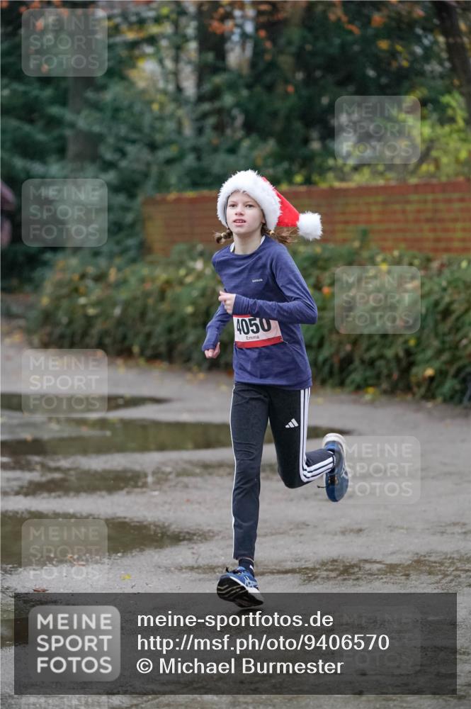 07.12.2025 - St. Pauli X-Mass-Run No. 15 Michael Burmester http://msf.ph/oto/9406570 07.12.2025 09:38:16 Laufen 4050 meine-sportfotos.de