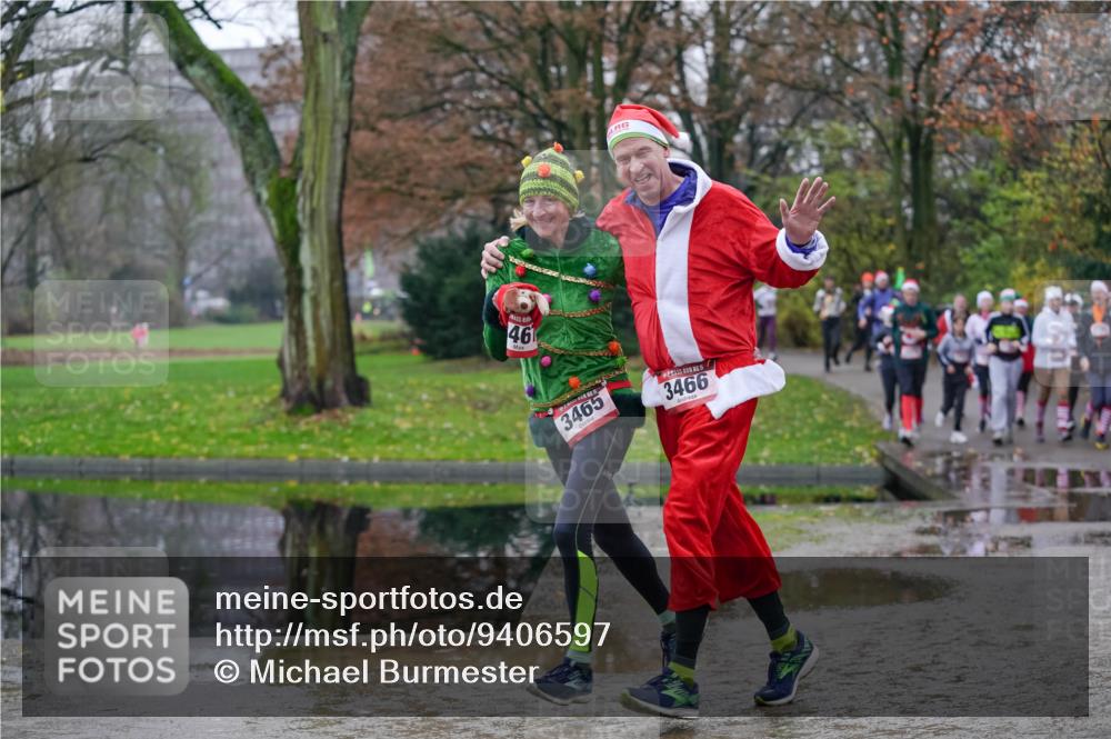 07.12.2025 - St. Pauli X-Mass-Run No. 15 Michael Burmester http://msf.ph/oto/9406597 07.12.2025 11:22:59 Laufen 46, 3465, 3466 meine-sportfotos.de