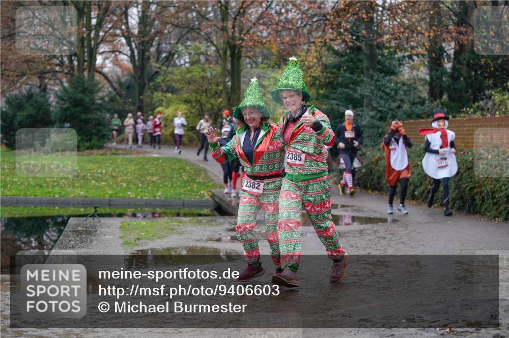 07.12.2025 - St. Pauli X-Mass-Run No. 15 Michael Burmester http://msf.ph/oto/9406603 07.12.2025 11:23:00 Laufen 2382, 2385, 3917 meine-sportfotos.de