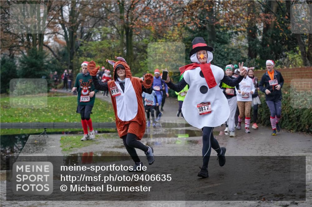 07.12.2025 - St. Pauli X-Mass-Run No. 15 Michael Burmester http://msf.ph/oto/9406635 07.12.2025 11:23:03 Laufen 2372, 919, 3917, 2180 meine-sportfotos.de