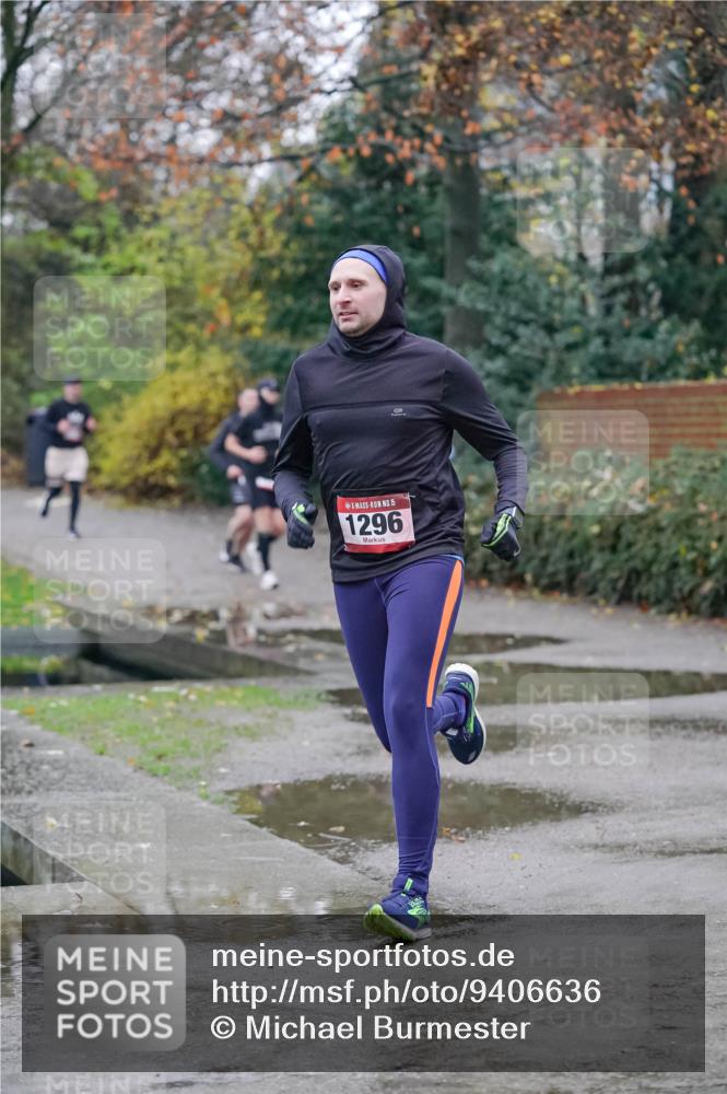 07.12.2025 - St. Pauli X-Mass-Run No. 15 Michael Burmester http://msf.ph/oto/9406636 07.12.2025 09:38:47 Laufen 15, 1296 meine-sportfotos.de