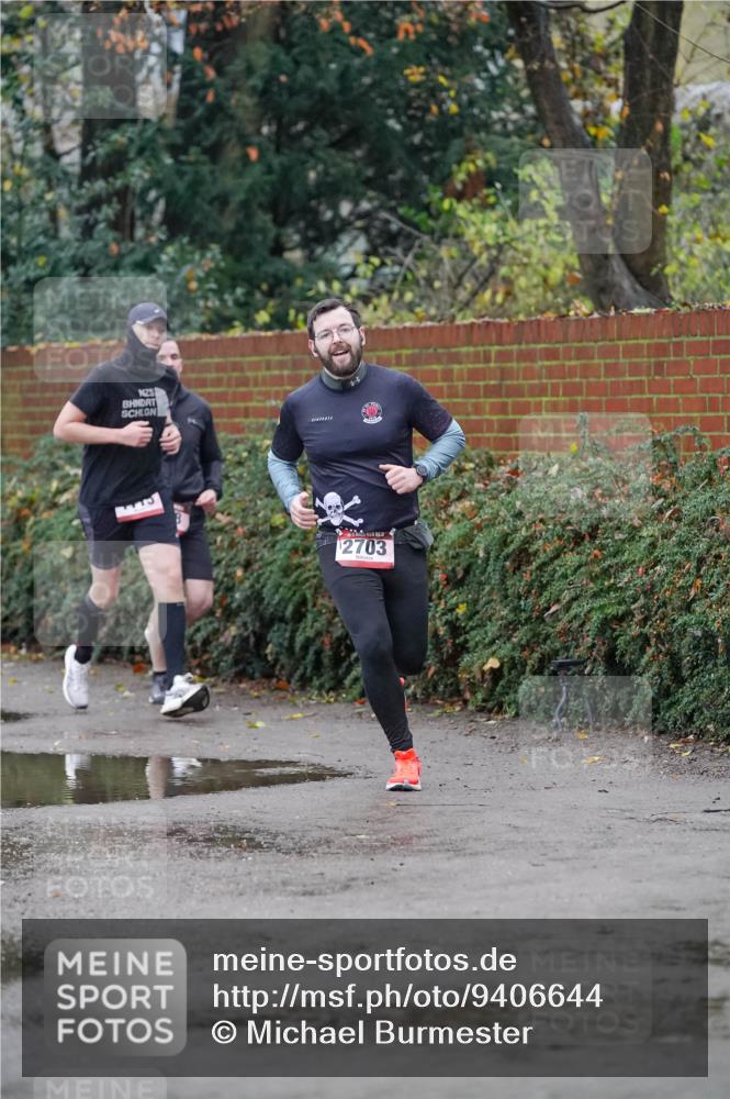 07.12.2025 - St. Pauli X-Mass-Run No. 15 Michael Burmester http://msf.ph/oto/9406644 07.12.2025 09:38:49 Laufen 2703 meine-sportfotos.de