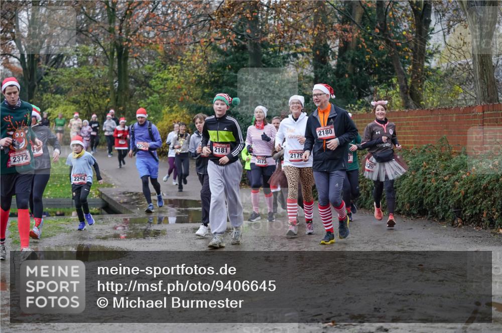 07.12.2025 - St. Pauli X-Mass-Run No. 15 Michael Burmester http://msf.ph/oto/9406645 07.12.2025 11:23:05 Laufen 347, 2372, 2294, 2181, 2180, 2179, 3573, 829 meine-sportfotos.de