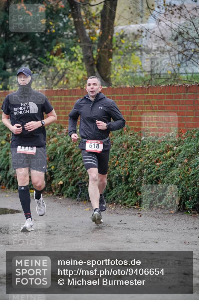 07.12.2025 - St. Pauli X-Mass-Run No. 15 Michael Burmester http://msf.ph/oto/9406654 07.12.2025 09:38:51 Laufen 1715, 518 meine-sportfotos.de