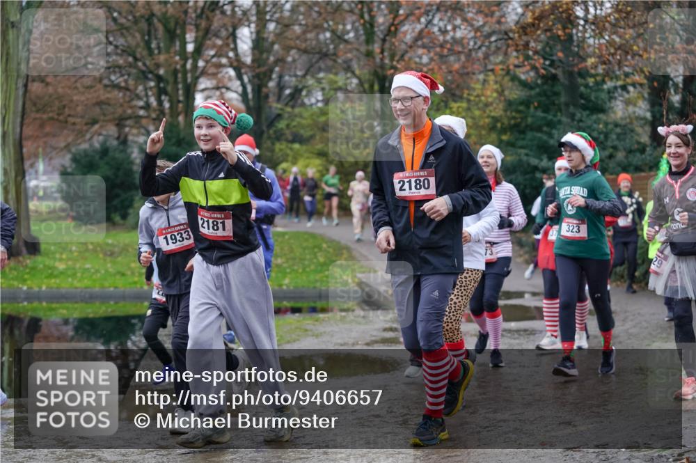 07.12.2025 - St. Pauli X-Mass-Run No. 15 Michael Burmester http://msf.ph/oto/9406657 07.12.2025 11:23:07 Laufen 15, 1933, 5, 2181, 15, 2180, 323, 29 meine-sportfotos.de