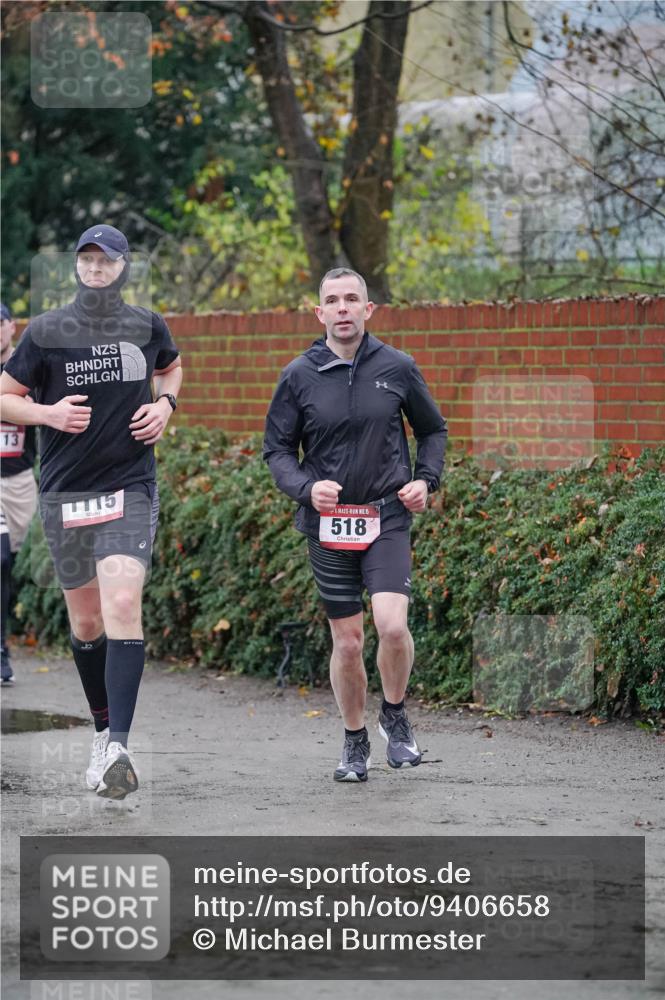 07.12.2025 - St. Pauli X-Mass-Run No. 15 Michael Burmester http://msf.ph/oto/9406658 07.12.2025 09:38:51 Laufen 13, 775, 15, 518 meine-sportfotos.de