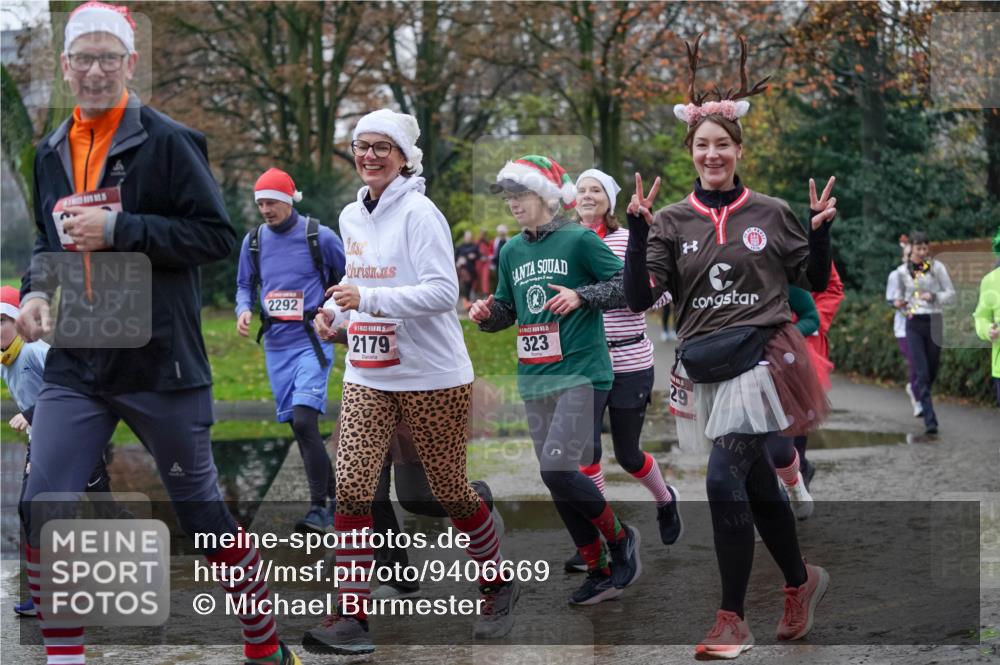 07.12.2025 - St. Pauli X-Mass-Run No. 15 Michael Burmester http://msf.ph/oto/9406669 07.12.2025 11:23:08 Laufen 2292, 2179, 323, 29 meine-sportfotos.de