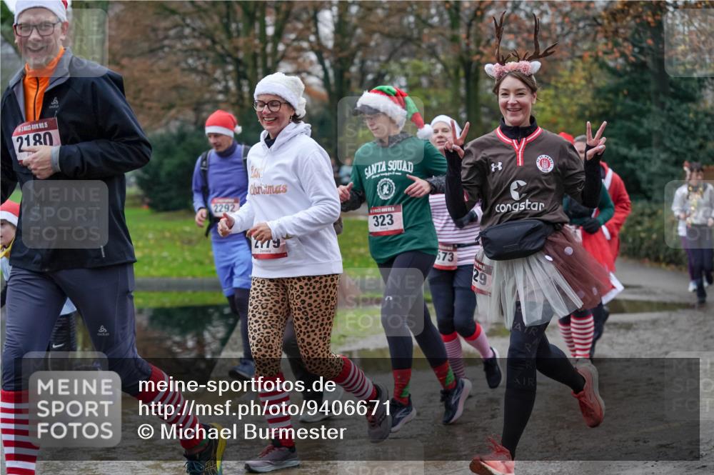 07.12.2025 - St. Pauli X-Mass-Run No. 15 Michael Burmester http://msf.ph/oto/9406671 07.12.2025 11:23:08 Laufen 15, 2180, 2292, 2179, 323, 573, 29 meine-sportfotos.de