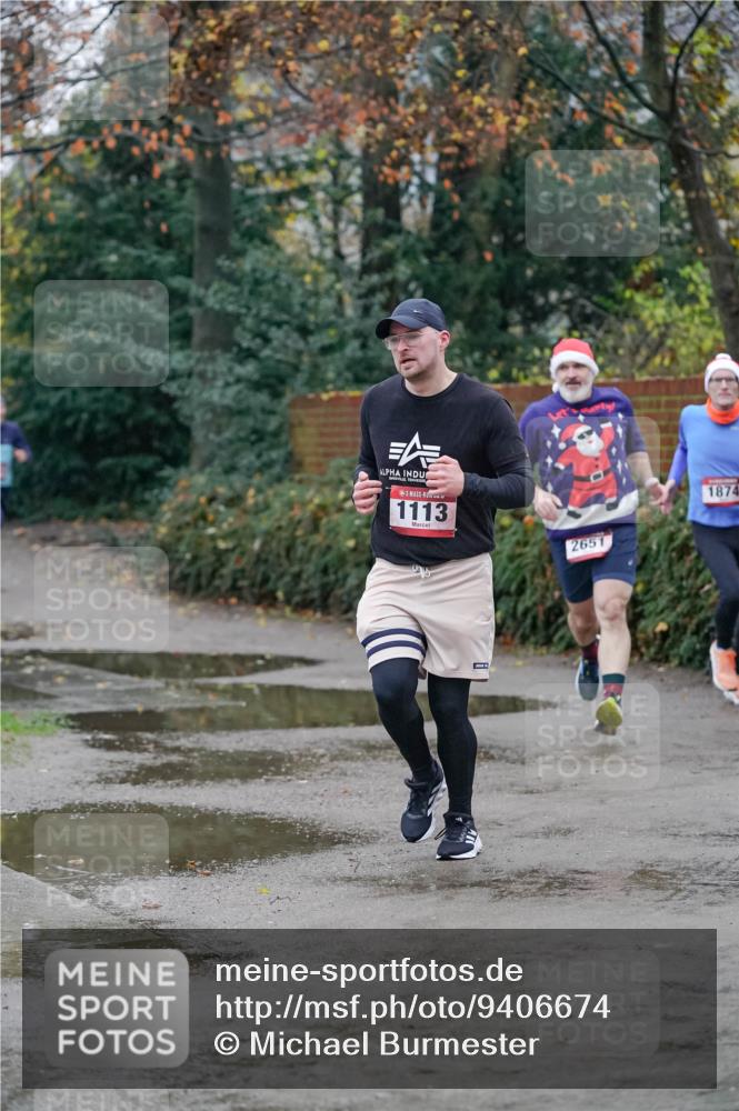 07.12.2025 - St. Pauli X-Mass-Run No. 15 Michael Burmester http://msf.ph/oto/9406674 07.12.2025 09:38:54 Laufen 1113, 2651, 1874 meine-sportfotos.de