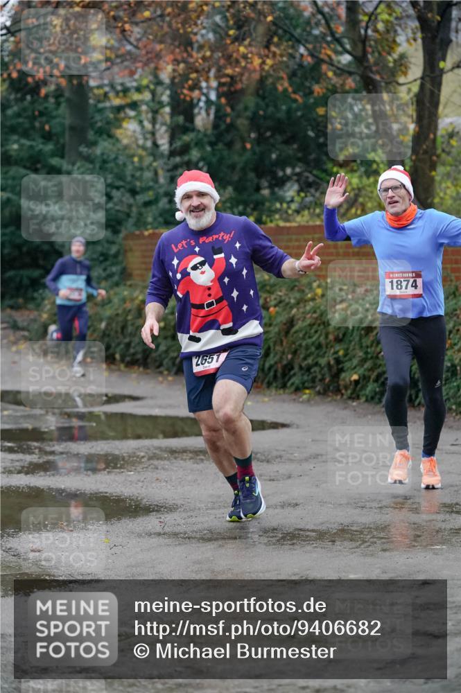 07.12.2025 - St. Pauli X-Mass-Run No. 15 Michael Burmester http://msf.ph/oto/9406682 07.12.2025 09:38:55 Laufen 2651, 15, 1874 meine-sportfotos.de