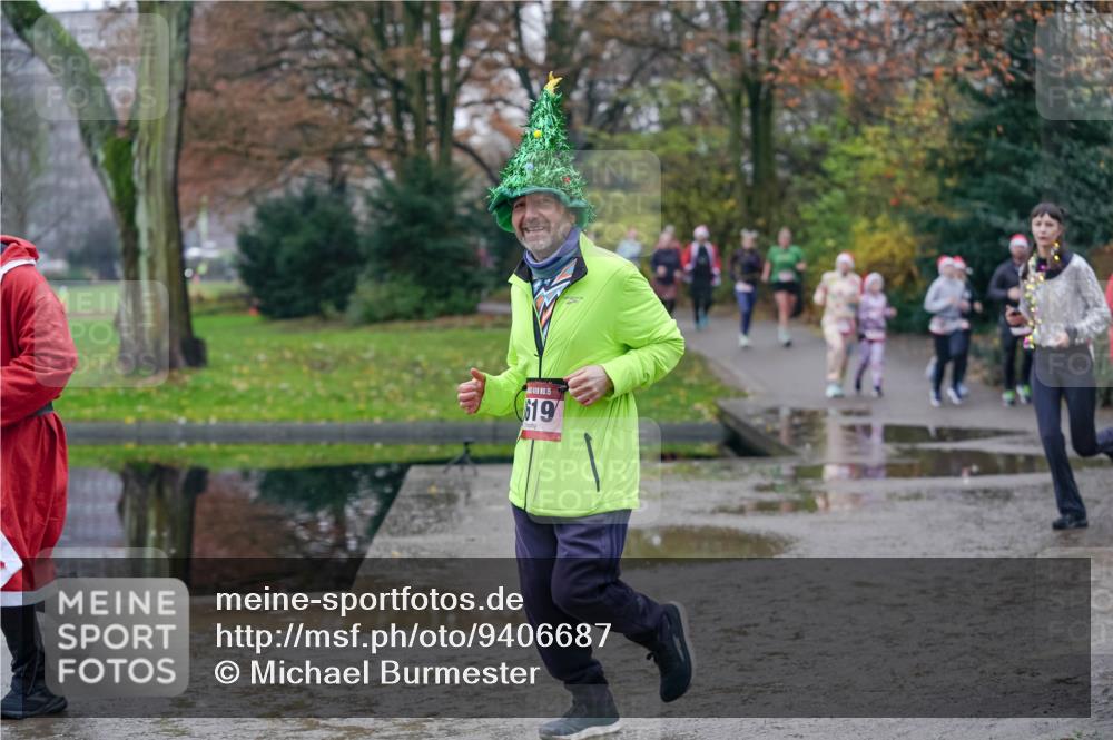 07.12.2025 - St. Pauli X-Mass-Run No. 15 Michael Burmester http://msf.ph/oto/9406687 07.12.2025 11:23:10 Laufen 15, 619 meine-sportfotos.de