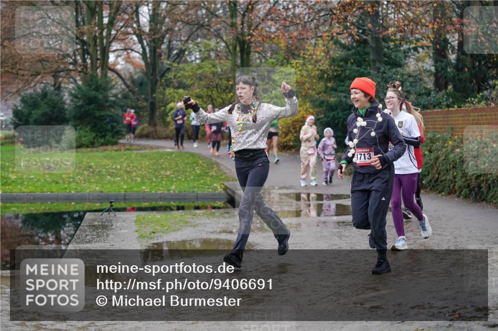 07.12.2025 - St. Pauli X-Mass-Run No. 15 Michael Burmester http://msf.ph/oto/9406691 07.12.2025 11:23:11 Laufen 1713, 46 meine-sportfotos.de