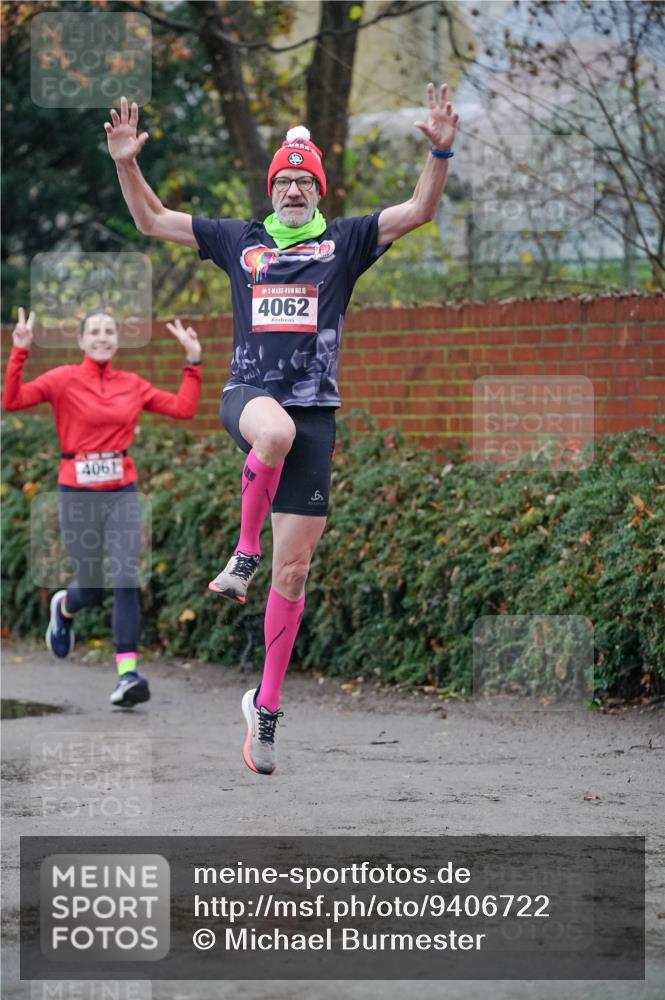 07.12.2025 - St. Pauli X-Mass-Run No. 15 Michael Burmester http://msf.ph/oto/9406722 07.12.2025 09:39:02 Laufen 15, 4062, 4061, 6 meine-sportfotos.de