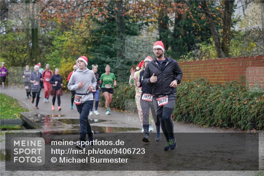 07.12.2025 - St. Pauli X-Mass-Run No. 15 Michael Burmester http://msf.ph/oto/9406723 07.12.2025 11:23:16 Laufen 929, 3754, 3927, 3928 meine-sportfotos.de