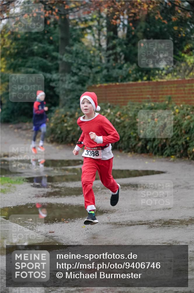 07.12.2025 - St. Pauli X-Mass-Run No. 15 Michael Burmester http://msf.ph/oto/9406746 07.12.2025 09:39:07 Laufen 3398 meine-sportfotos.de