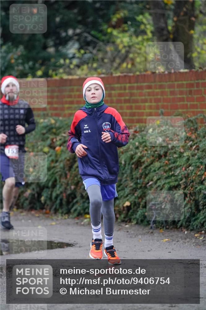 07.12.2025 - St. Pauli X-Mass-Run No. 15 Michael Burmester http://msf.ph/oto/9406754 07.12.2025 09:39:10 Laufen 153 meine-sportfotos.de