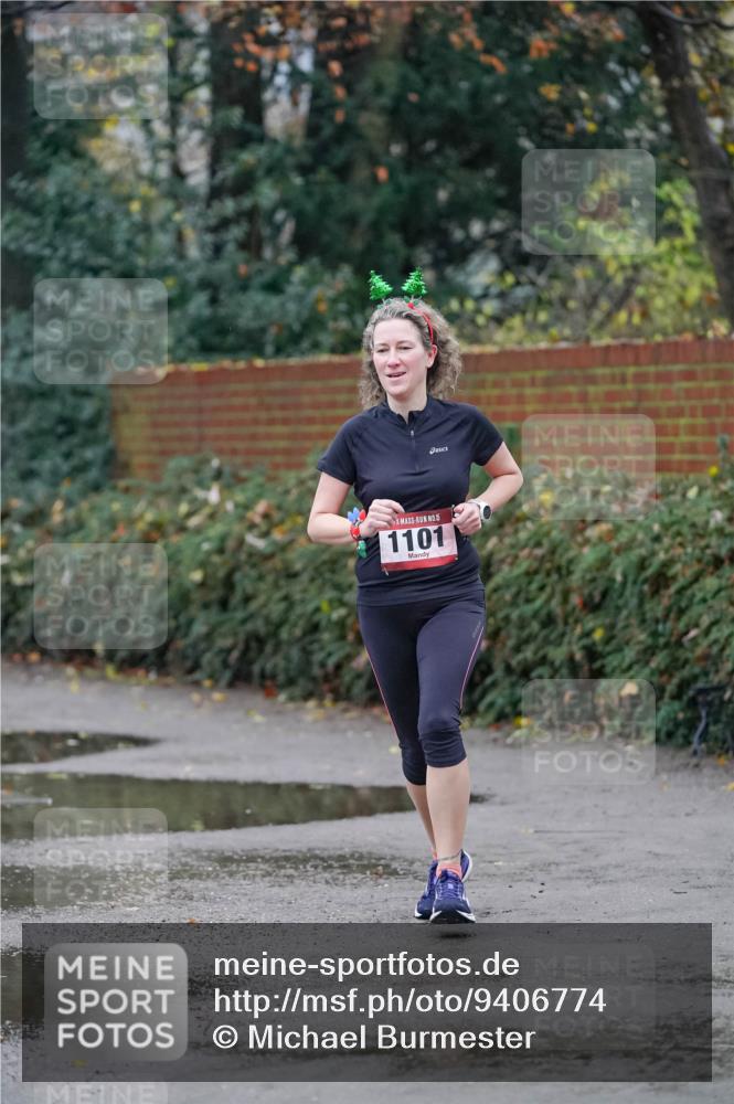 07.12.2025 - St. Pauli X-Mass-Run No. 15 Michael Burmester http://msf.ph/oto/9406774 07.12.2025 09:39:15 Laufen 15, 1101 meine-sportfotos.de