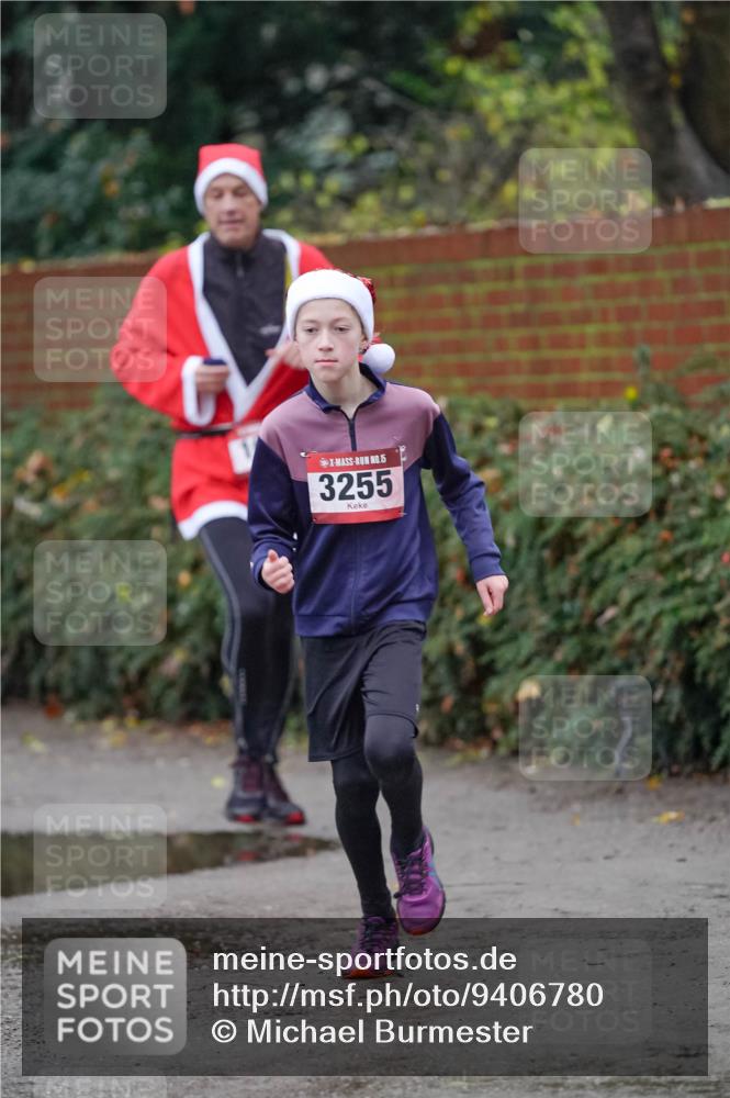 07.12.2025 - St. Pauli X-Mass-Run No. 15 Michael Burmester http://msf.ph/oto/9406780 07.12.2025 09:39:18 Laufen 5, 3255 meine-sportfotos.de