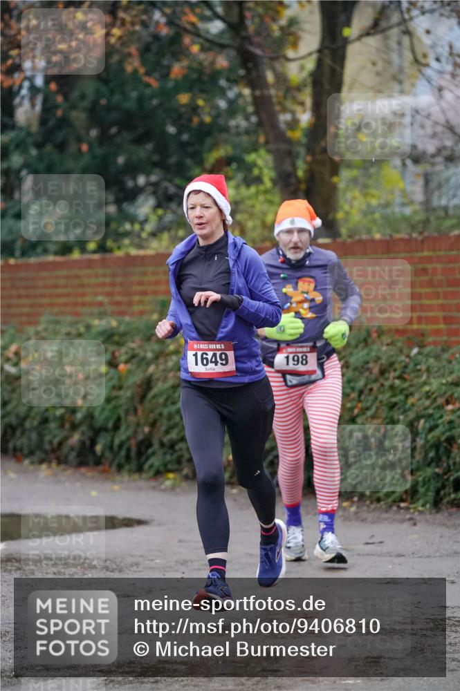 07.12.2025 - St. Pauli X-Mass-Run No. 15 Michael Burmester http://msf.ph/oto/9406810 07.12.2025 09:39:27 Laufen 15, 1649, 198 meine-sportfotos.de