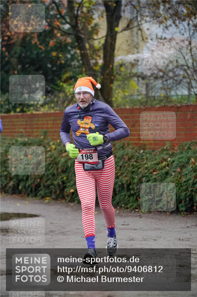 07.12.2025 - St. Pauli X-Mass-Run No. 15 Michael Burmester http://msf.ph/oto/9406812 07.12.2025 09:39:28 Laufen 15, 198 meine-sportfotos.de