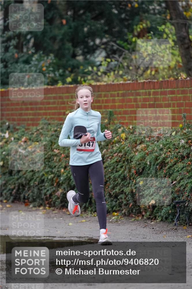 07.12.2025 - St. Pauli X-Mass-Run No. 15 Michael Burmester http://msf.ph/oto/9406820 07.12.2025 09:39:31 Laufen 147 meine-sportfotos.de