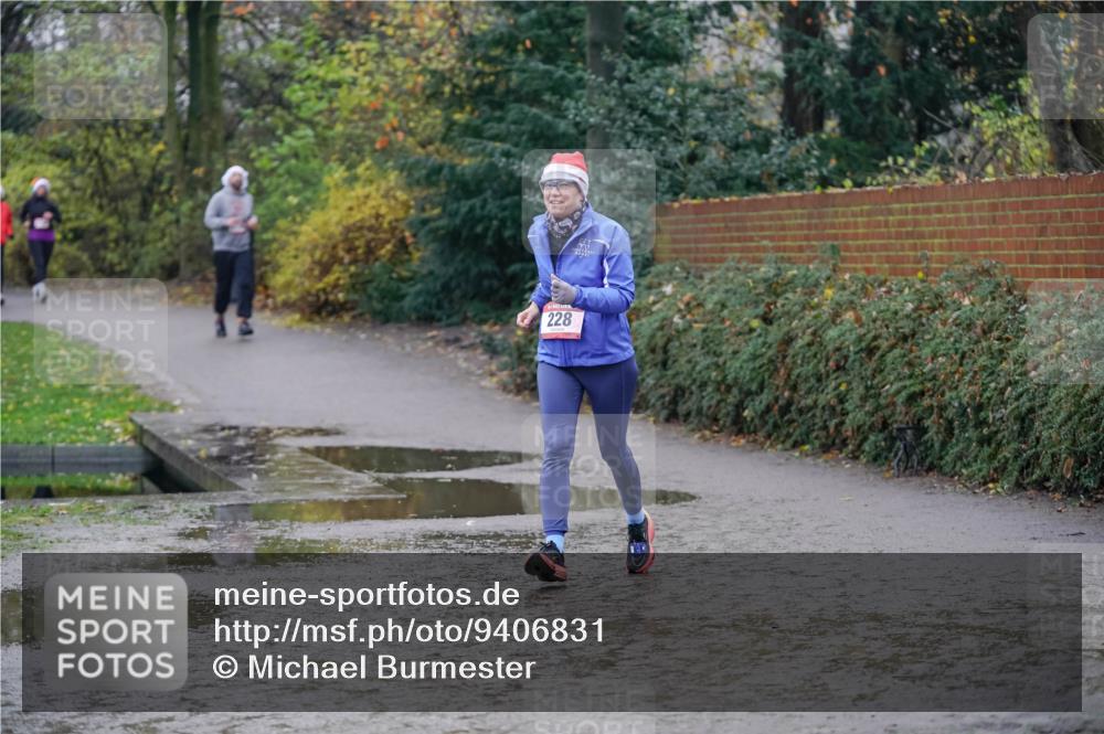 07.12.2025 - St. Pauli X-Mass-Run No. 15 Michael Burmester http://msf.ph/oto/9406831 07.12.2025 11:23:30 Laufen 228 meine-sportfotos.de