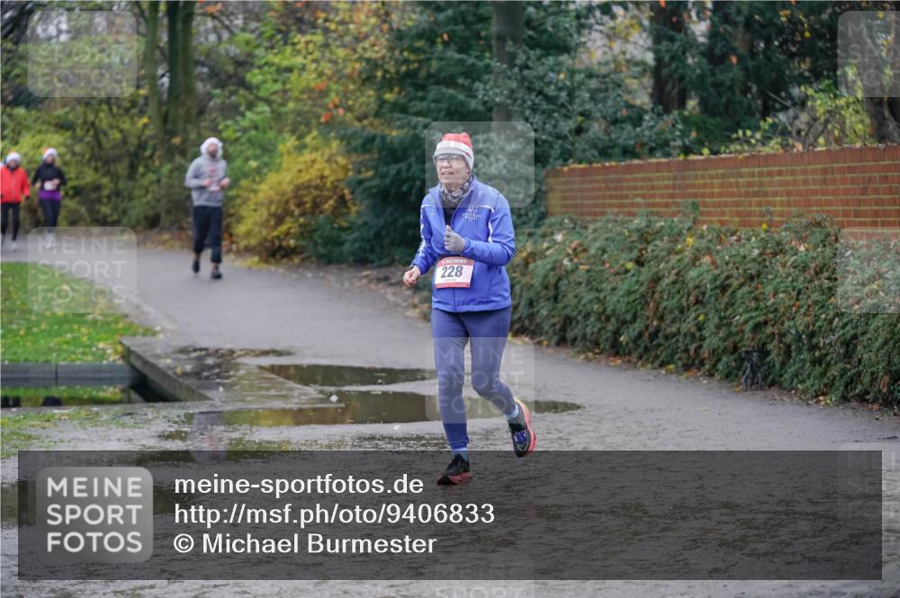 07.12.2025 - St. Pauli X-Mass-Run No. 15 Michael Burmester http://msf.ph/oto/9406833 07.12.2025 11:23:30 Laufen 228 meine-sportfotos.de
