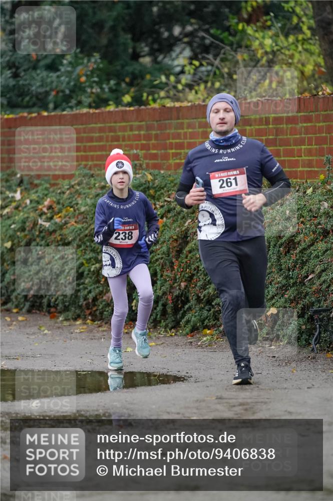 07.12.2025 - St. Pauli X-Mass-Run No. 15 Michael Burmester http://msf.ph/oto/9406838 07.12.2025 09:39:40 Laufen 6, 238, 261 meine-sportfotos.de