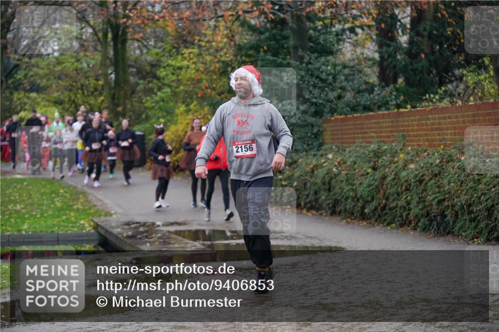 07.12.2025 - St. Pauli X-Mass-Run No. 15 Michael Burmester http://msf.ph/oto/9406853 07.12.2025 11:23:39 Laufen 2156 meine-sportfotos.de