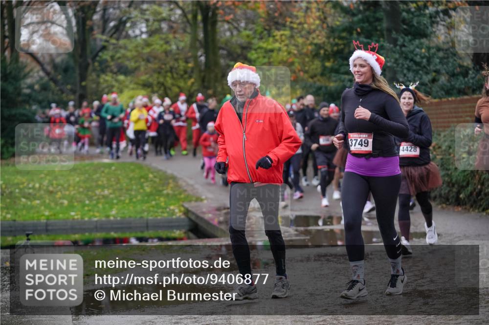 07.12.2025 - St. Pauli X-Mass-Run No. 15 Michael Burmester http://msf.ph/oto/9406877 07.12.2025 11:23:46 Laufen 15, 3749, 4428 meine-sportfotos.de
