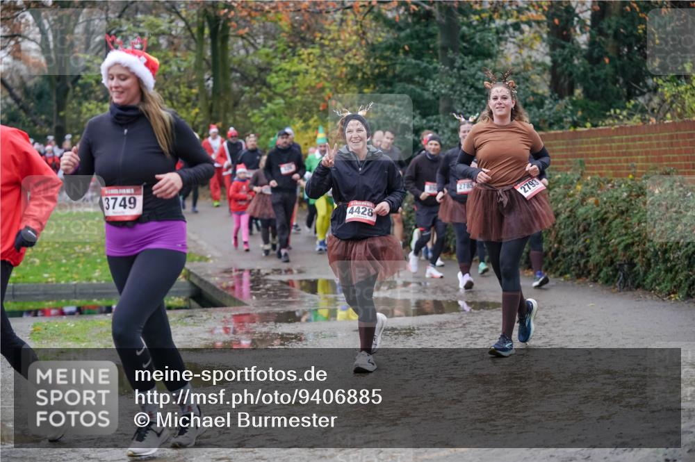 07.12.2025 - St. Pauli X-Mass-Run No. 15 Michael Burmester http://msf.ph/oto/9406885 07.12.2025 11:23:47 Laufen 3749, 4428, 2785, 2793 meine-sportfotos.de