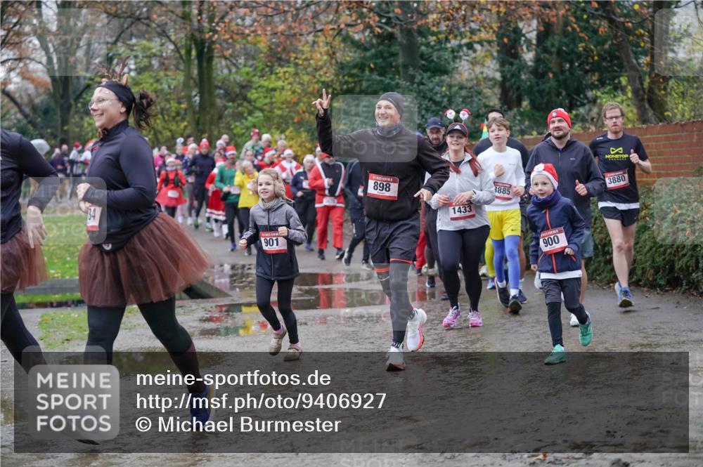 07.12.2025 - St. Pauli X-Mass-Run No. 15 Michael Burmester http://msf.ph/oto/9406927 07.12.2025 11:23:52 Laufen 34, 901, 898, 1433, 3885, 900, 3880 meine-sportfotos.de