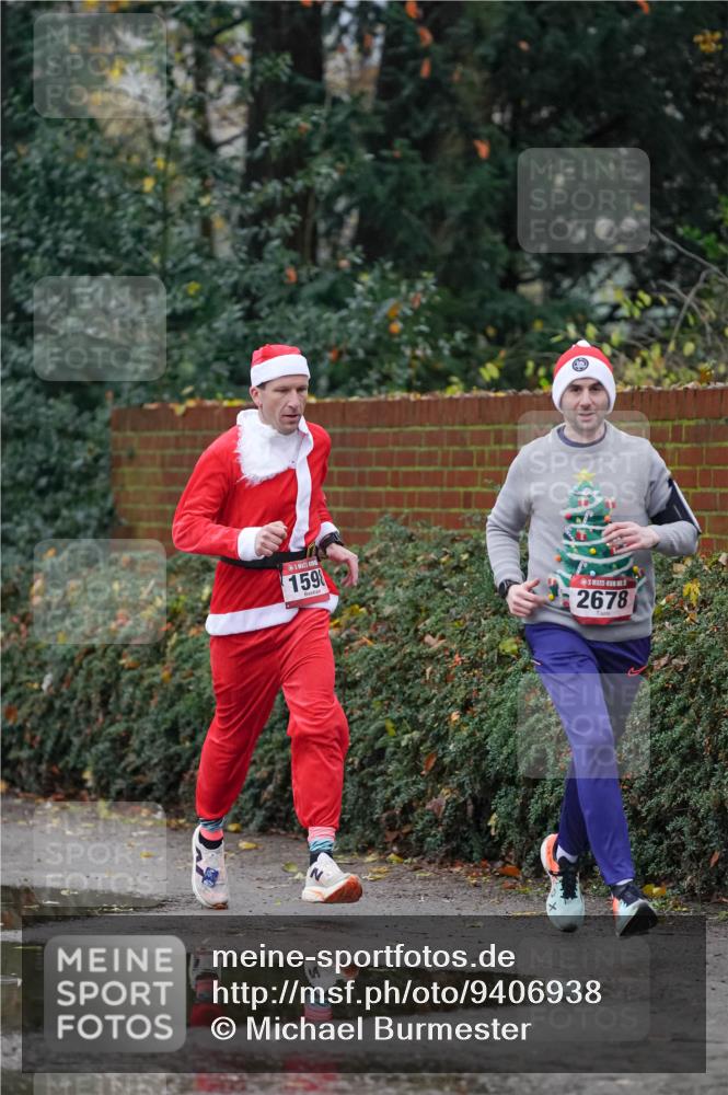 07.12.2025 - St. Pauli X-Mass-Run No. 15 Michael Burmester http://msf.ph/oto/9406938 07.12.2025 09:40:10 Laufen 159, 2678 meine-sportfotos.de