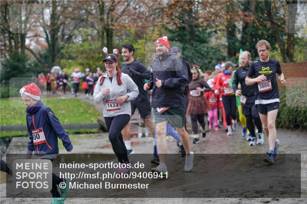 07.12.2025 - St. Pauli X-Mass-Run No. 15 Michael Burmester http://msf.ph/oto/9406941 07.12.2025 11:23:54 Laufen 15, 00, 1433, 36024, 3880 meine-sportfotos.de