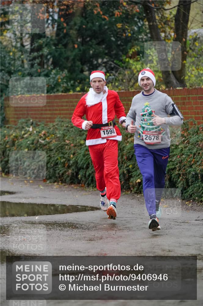 07.12.2025 - St. Pauli X-Mass-Run No. 15 Michael Burmester http://msf.ph/oto/9406946 07.12.2025 09:40:11 Laufen 1598, 2678 meine-sportfotos.de