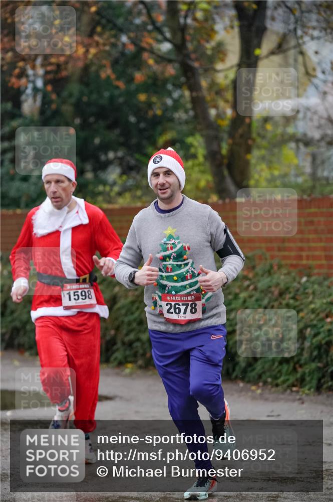 07.12.2025 - St. Pauli X-Mass-Run No. 15 Michael Burmester http://msf.ph/oto/9406952 07.12.2025 09:40:12 Laufen 1598, 15, 2678 meine-sportfotos.de