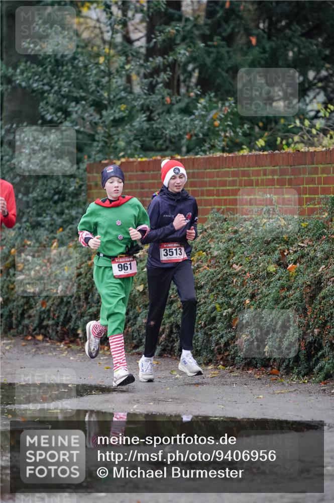 07.12.2025 - St. Pauli X-Mass-Run No. 15 Michael Burmester http://msf.ph/oto/9406956 07.12.2025 09:40:16 Laufen 961, 3513 meine-sportfotos.de