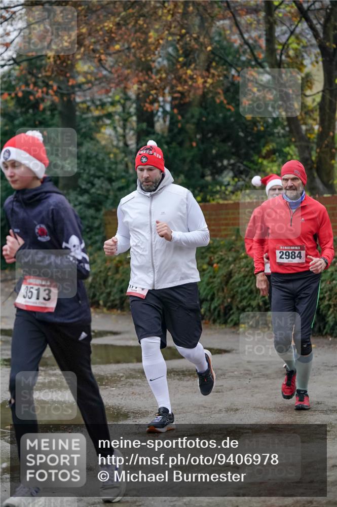 07.12.2025 - St. Pauli X-Mass-Run No. 15 Michael Burmester http://msf.ph/oto/9406978 07.12.2025 09:40:21 Laufen 3513, 15, 2984 meine-sportfotos.de