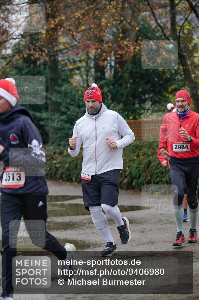 07.12.2025 - St. Pauli X-Mass-Run No. 15 Michael Burmester http://msf.ph/oto/9406980 07.12.2025 09:40:21 Laufen 3513, 15, 2984 meine-sportfotos.de