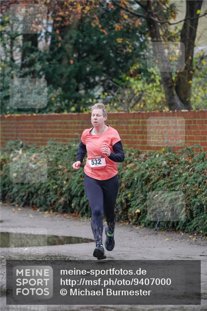 07.12.2025 - St. Pauli X-Mass-Run No. 15 Michael Burmester http://msf.ph/oto/9407000 07.12.2025 09:40:32 Laufen 15, 532 meine-sportfotos.de