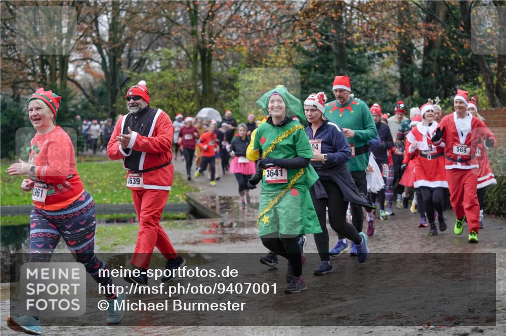 07.12.2025 - St. Pauli X-Mass-Run No. 15 Michael Burmester http://msf.ph/oto/9407001 07.12.2025 11:24:01 Laufen 1961, 3639, 3641, 04, 569 meine-sportfotos.de
