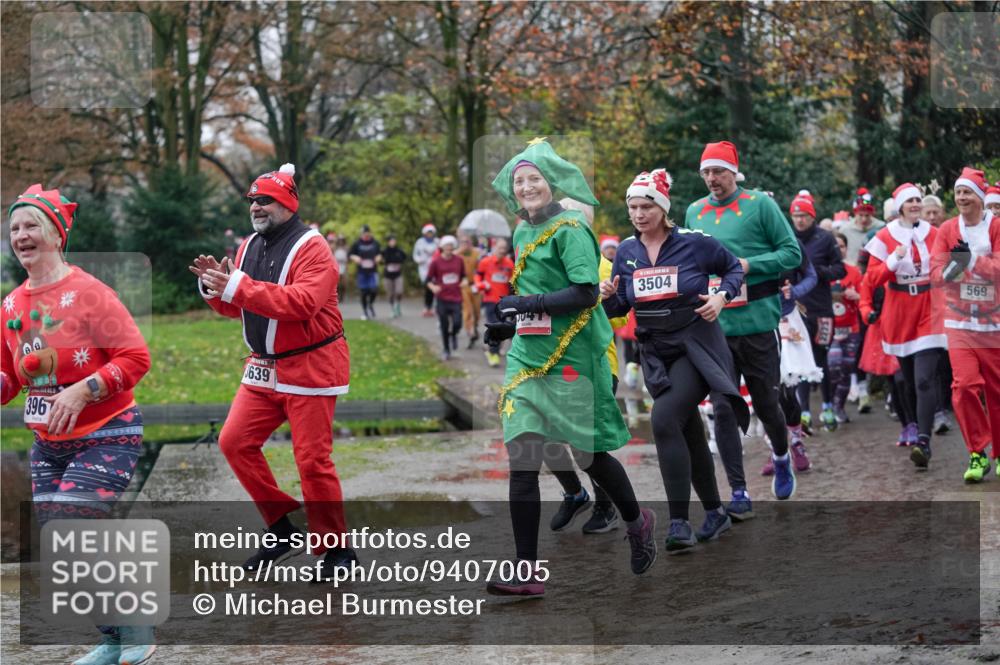 07.12.2025 - St. Pauli X-Mass-Run No. 15 Michael Burmester http://msf.ph/oto/9407005 07.12.2025 11:24:01 Laufen 396, 639, 3504, 2225, 569 meine-sportfotos.de