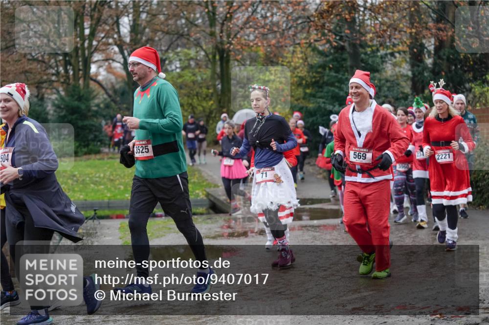 07.12.2025 - St. Pauli X-Mass-Run No. 15 Michael Burmester http://msf.ph/oto/9407017 07.12.2025 11:24:02 Laufen 504, 3525, 71, 5, 569, 3960, 234, 2221 meine-sportfotos.de