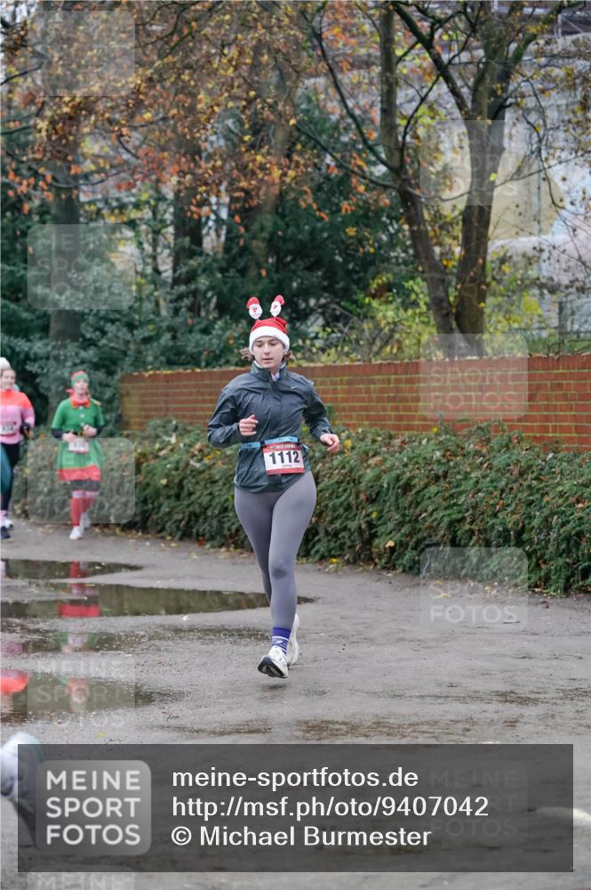 07.12.2025 - St. Pauli X-Mass-Run No. 15 Michael Burmester http://msf.ph/oto/9407042 07.12.2025 09:40:40 Laufen 1112 meine-sportfotos.de